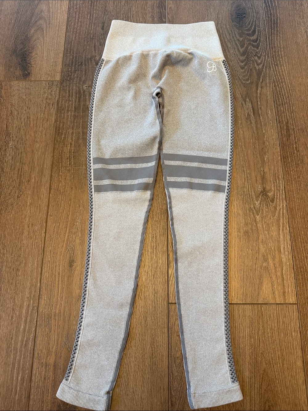 Bombshell Sportswear Gray Seamless Leggings with fishnet on each side